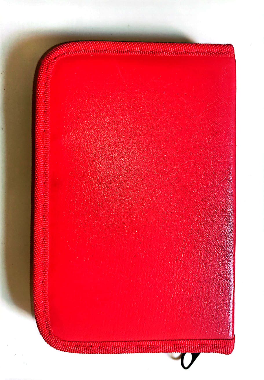 Set de Manicura y Cuidado Facial de Precisión - 7 Piezas con Estuche - Image 2